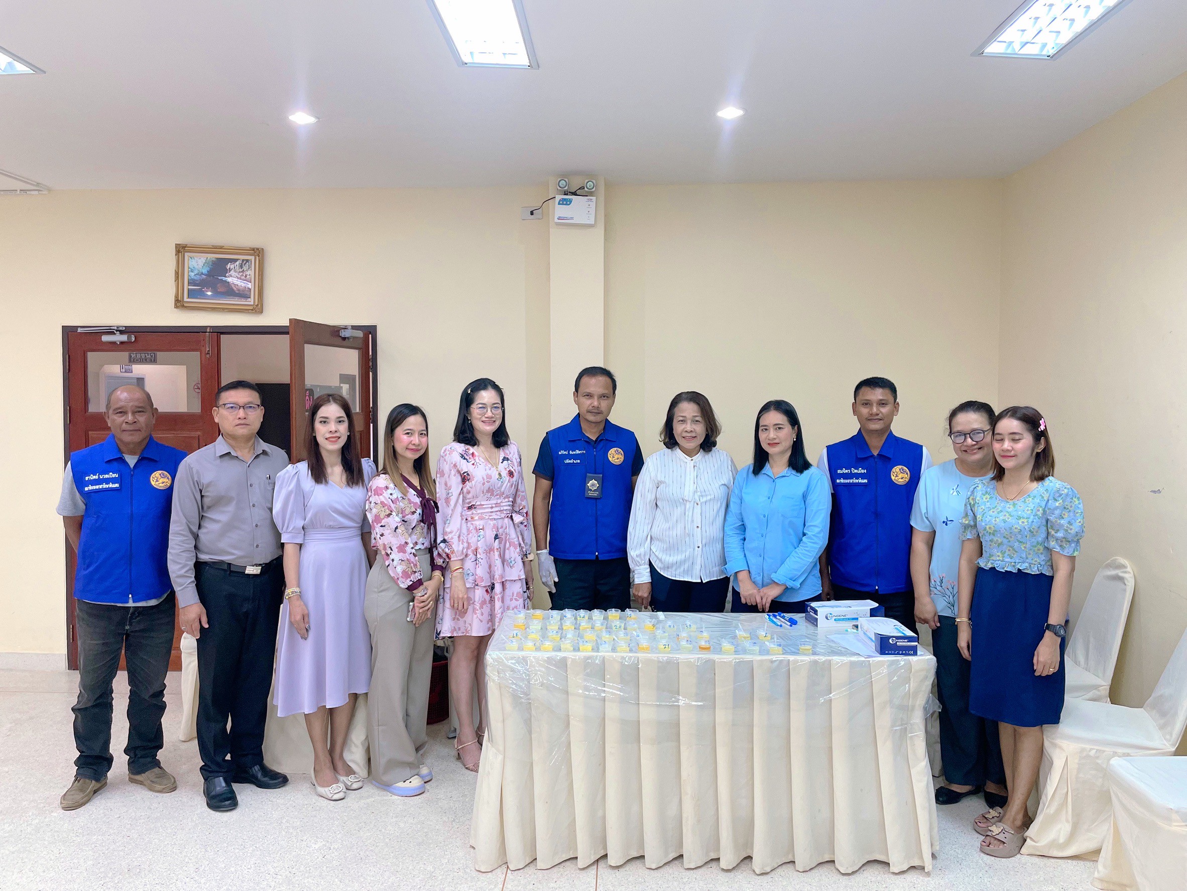 ตรวจปัสสาวะหาสารเสพติด ขับเคลื่อนโครงการมหาดไทยสีขาว (Safe Zone No Drug)