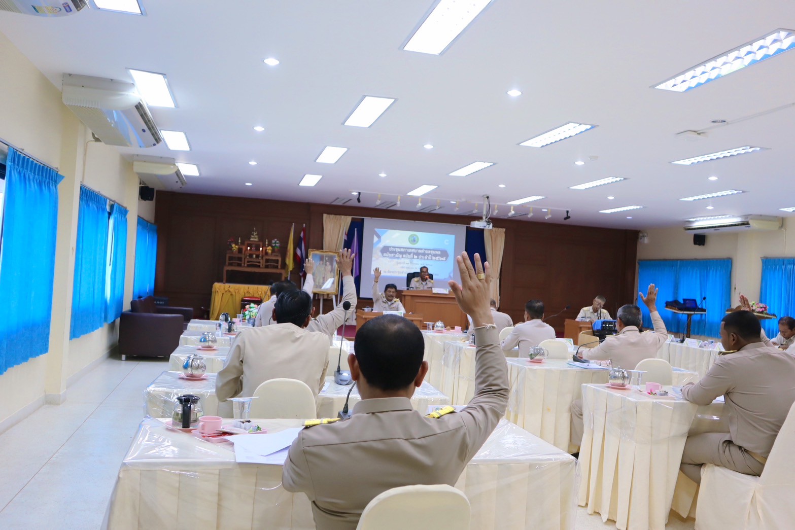 ประชุมสภาเทศบาลตำบลชุมพล สมัยสามัญ สมัยที่ 2 ประจำปี 2568