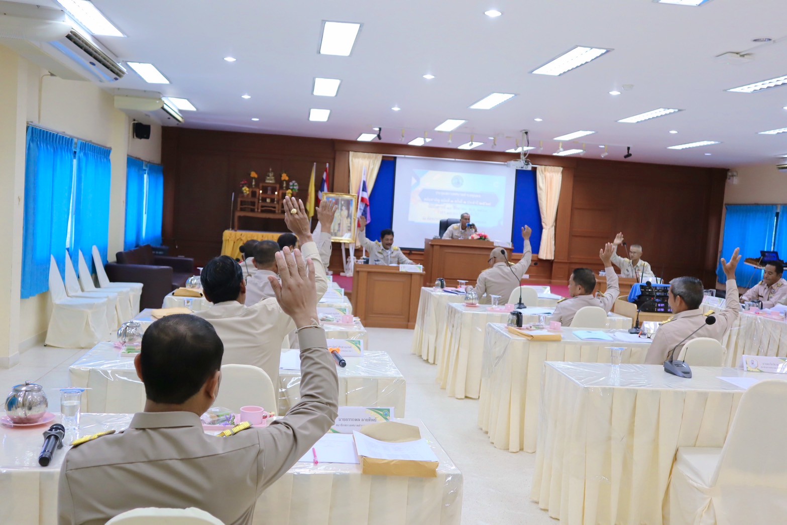 ประชุมสภาเทศบาลตำบลชุมพล สมัยสามัญ สมัยที่ 3 ครั้งที่ 1 ประจำปี 2568